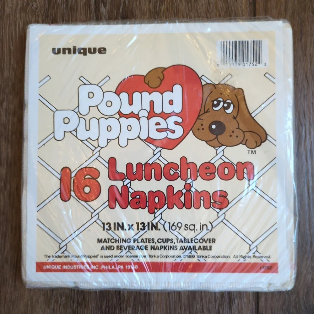NIP Vintage‎ 80s Pound Puppies Paper Birthday Napkins (16) - Retro Childhood